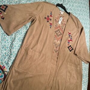 ARIAT Long Duster  Embroidered Aztec design front